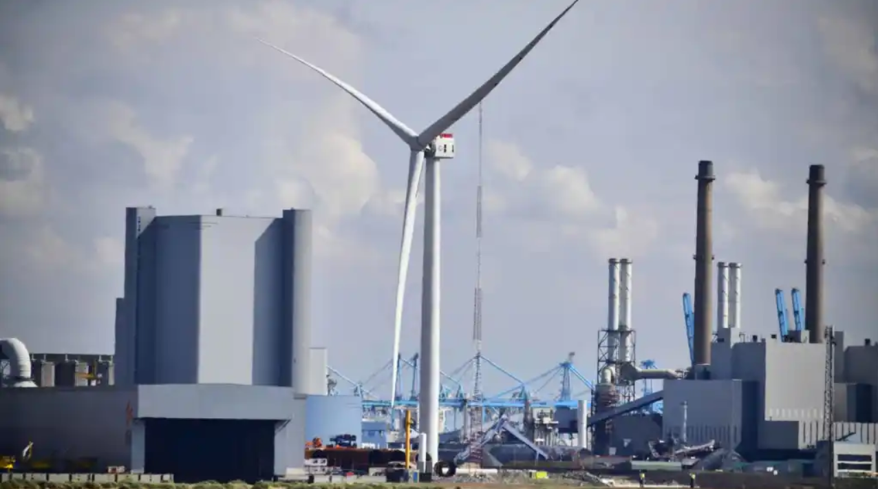 La revolución de los aerogeneradores: El gigante marino que está redefiniendo la energía eólica