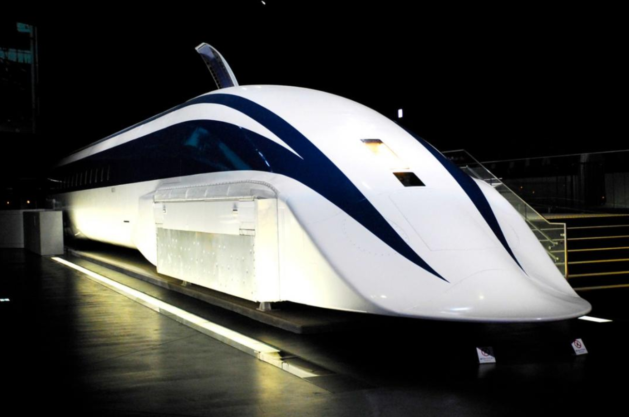 El futuro del transporte: El tren Japonés de levitación magnética que alcanza 500 km/h sin conductor