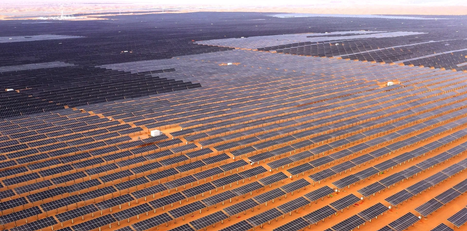 China transforma un desierto con energía solar: Un futuro sostenible con beneficios ambientales