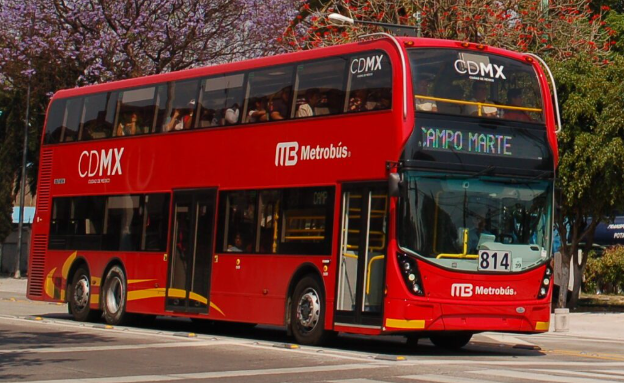 Metrobús amplía horario en la Línea 7 para mejorar movilidad nocturna