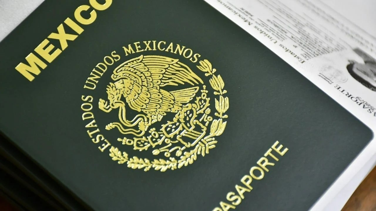 ¿Necesitas renovar tu pasaporte mexicano? Así puedes hacerlo en minutos por WhatsApp
